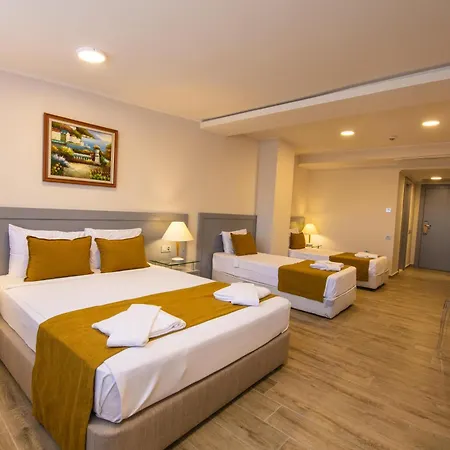 Hotel Orka World & Aquapark 4*