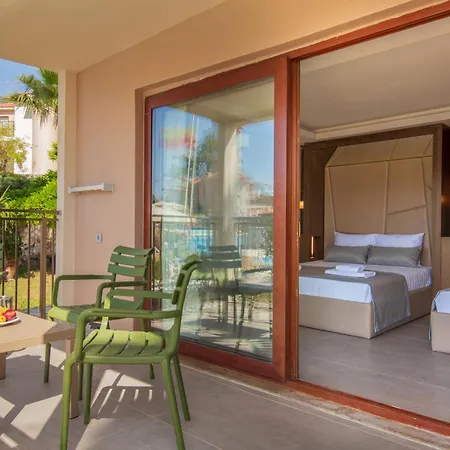 Hotel Orka World & Aquapark 4*